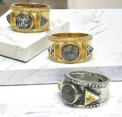 TAT2 DESIGNS COIN TRE RING