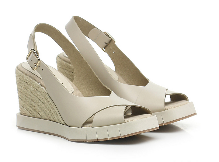Paloma Barcelo Wanda Ivory Wedge